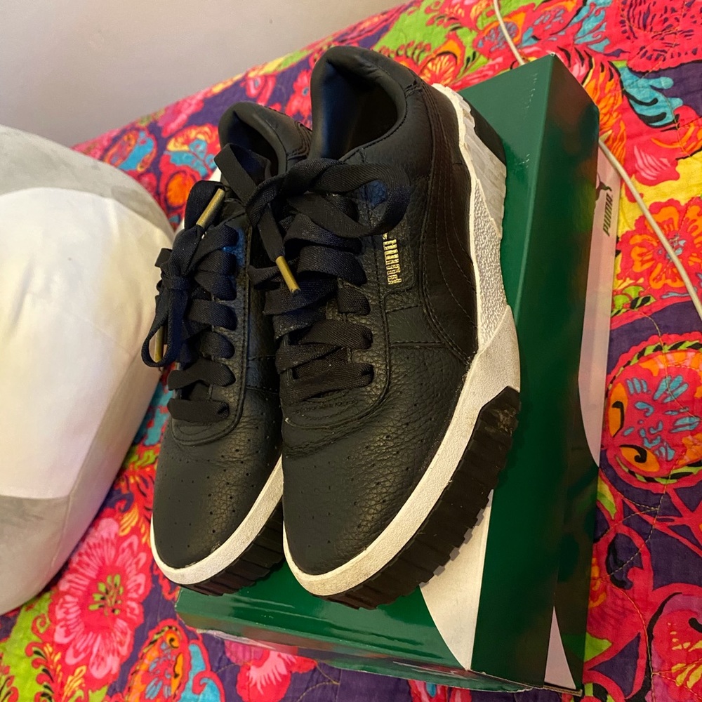 PUMA SNEAKERS